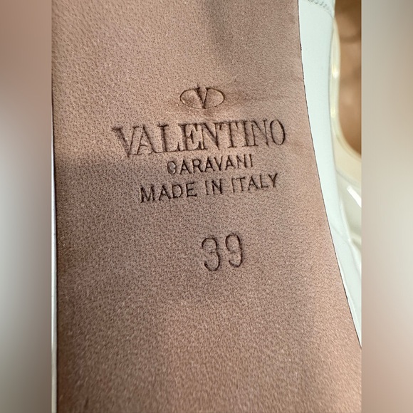 VALENTINO GARAVANI Off-White Tan-Go Platform Heels - Picture 12 of 16